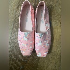TOMS Pink Alpargata Almond Blossom Unicorn Print.  NWT.  7.5 womens. Valentines!